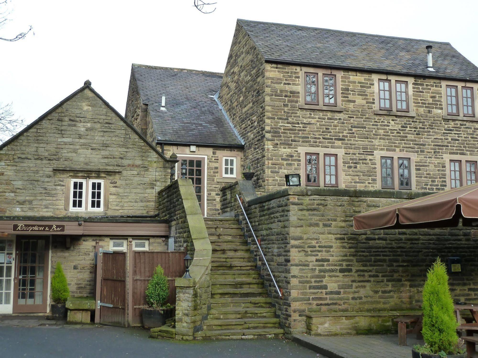 The Manor House Hotel Dronfield Exterior photo